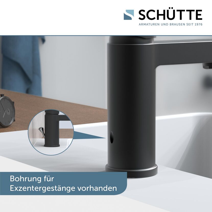 Nahaufnahme: schwarze Armatur mit Exzentergestänge