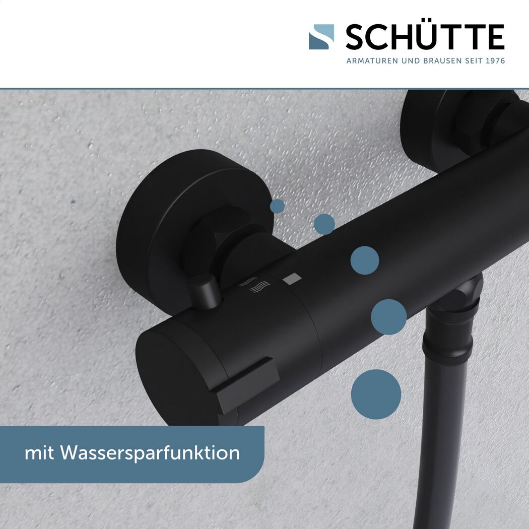 Schwarze Duscharmatur mit Wassersparfunktion
