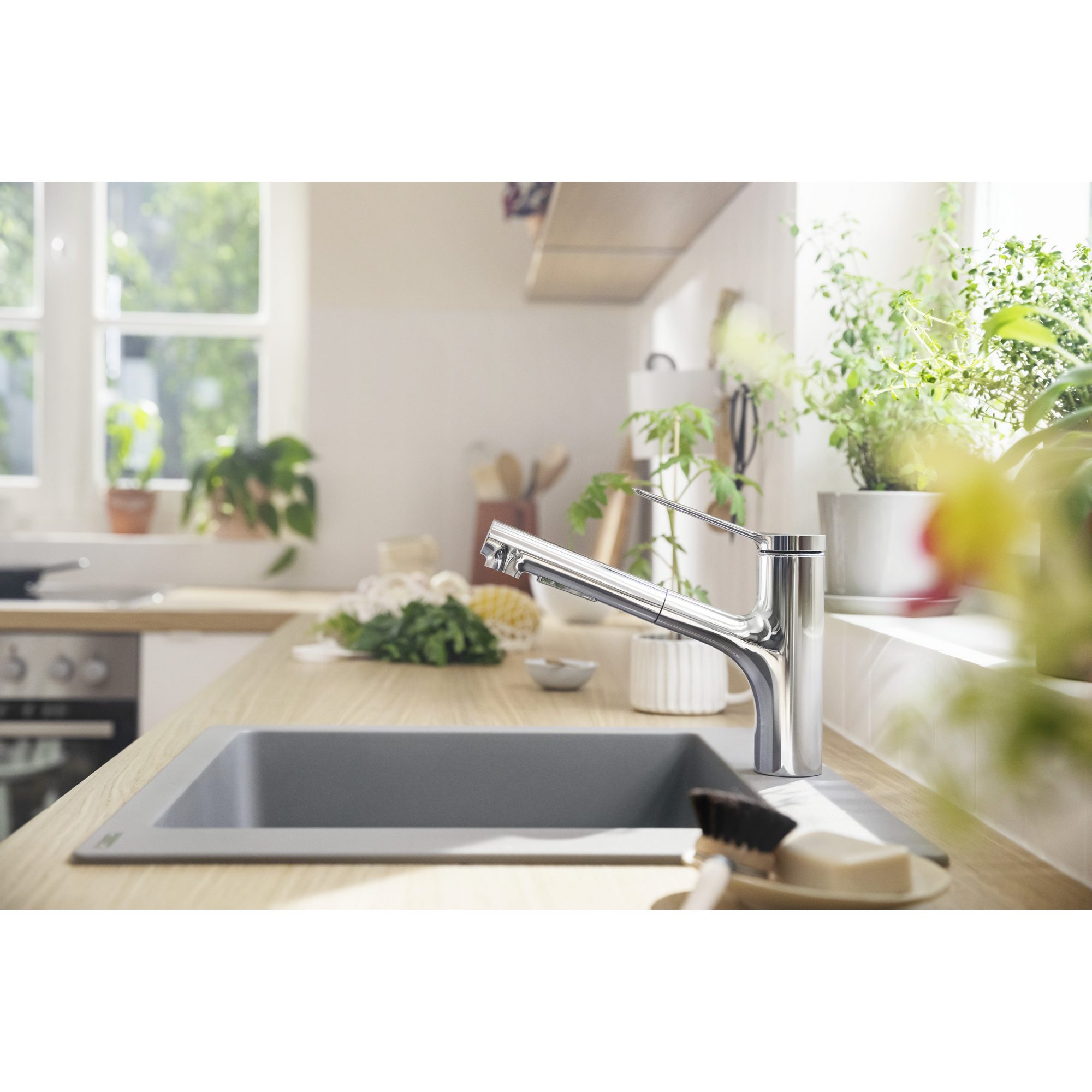 Einhebel-Küchenmischer 'Zesis M33 Eco 150' verchromt, mit Ausziehbrause + product picture