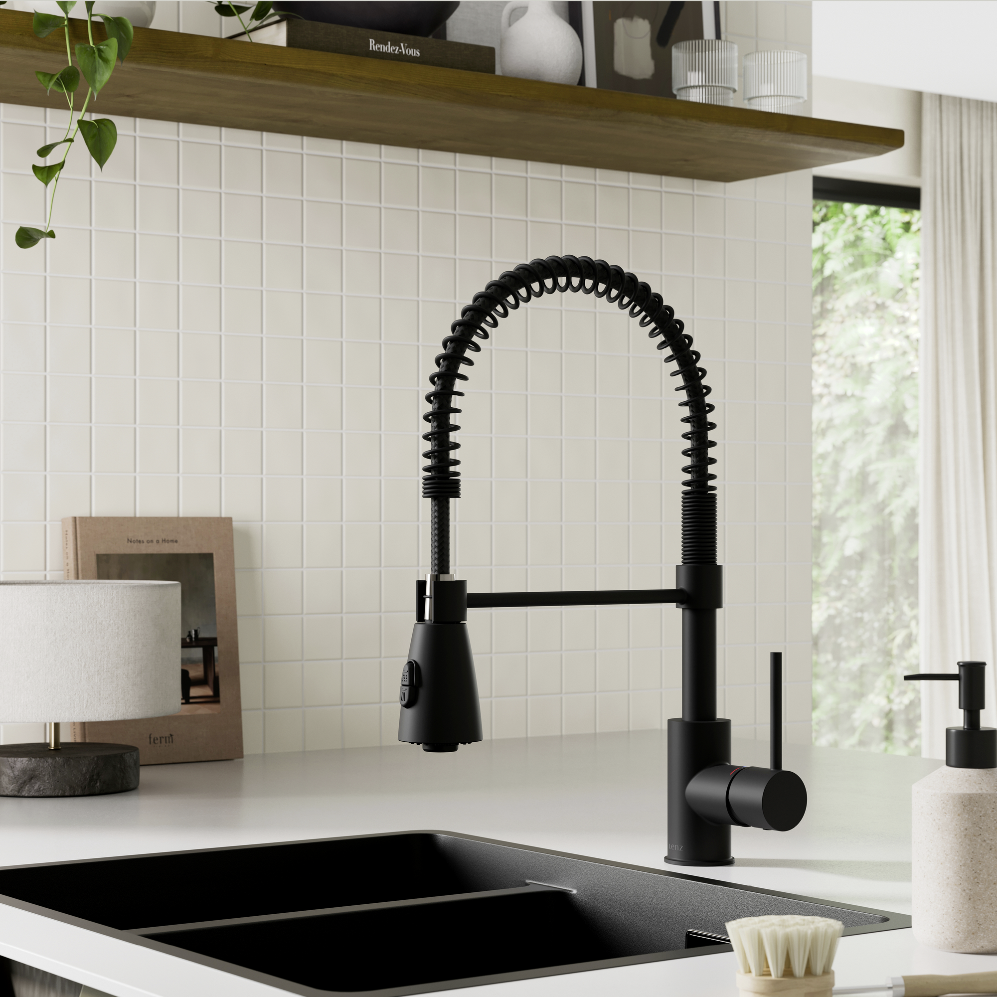Küchenarmatur 'Kalani²' schwarz-matt mit Pendelbrause