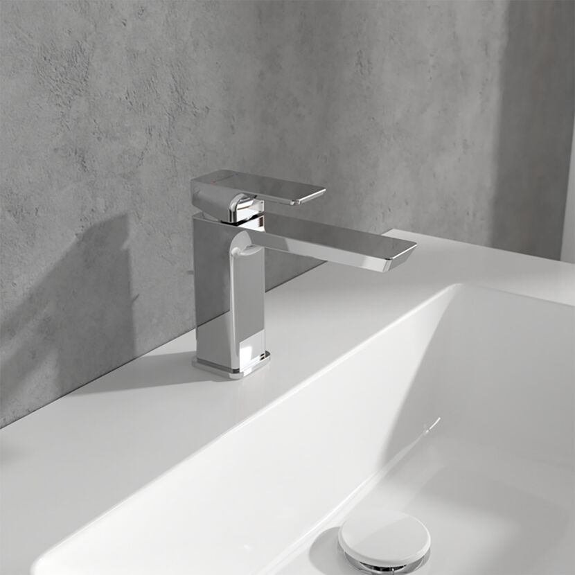 Chromarmatur an Waschbecken