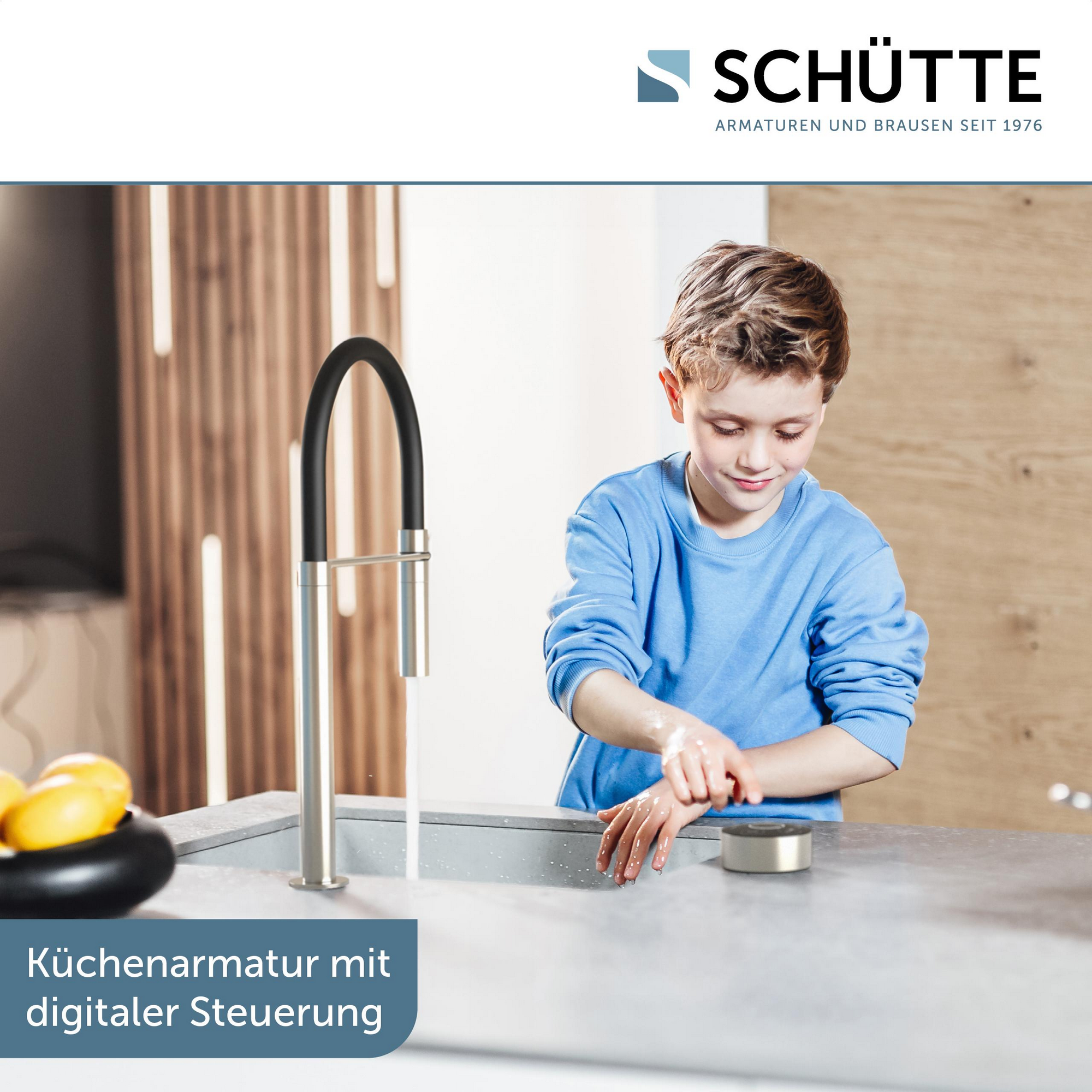 Digitale Spültischarmatur 'Aquadot' mit Smart Control Edelstahloptik/schwarz + product picture