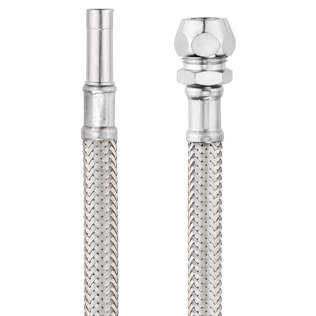 Zwei flexible Schläuche mit Edelstahlumflechtung
