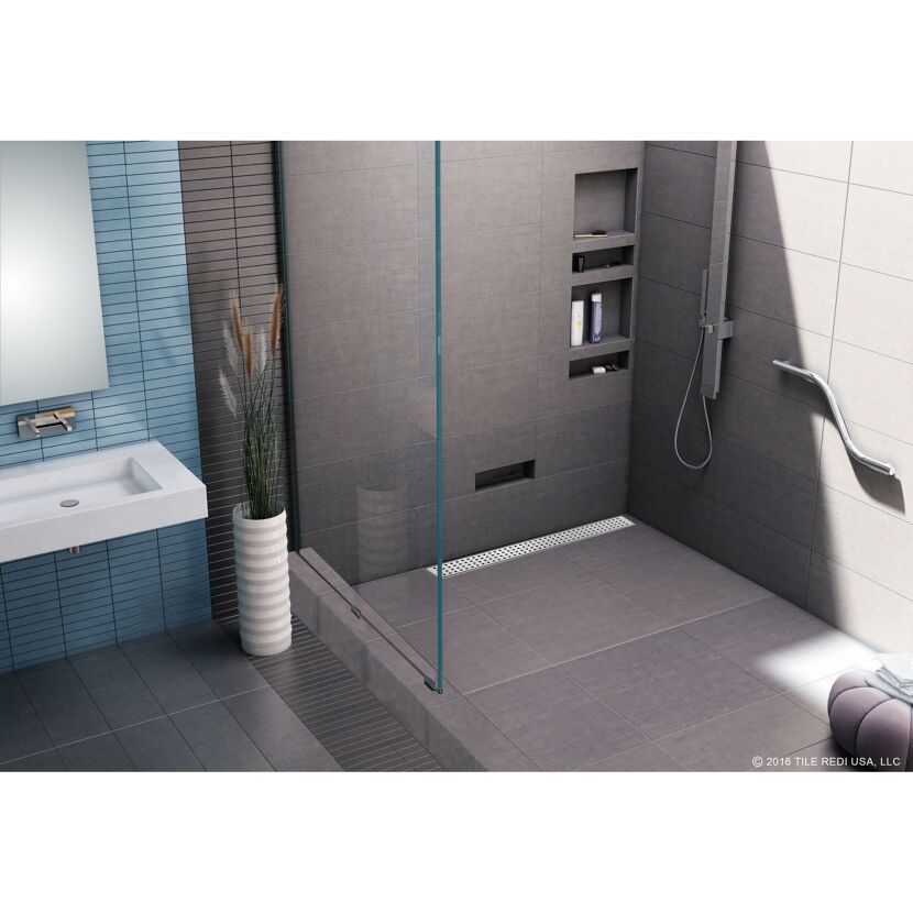 Modernes Badezimmer mit ebenerdiger Dusche und grauen Fliesen