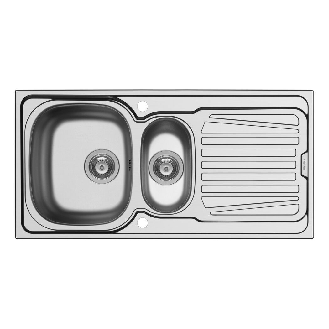 Edelstahlspüle mit zwei Becken und Abtropffläche.