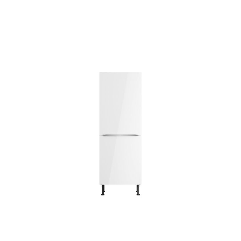 Weißer Hochschrank mit Griffen