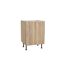 Holzschrank mit Tür