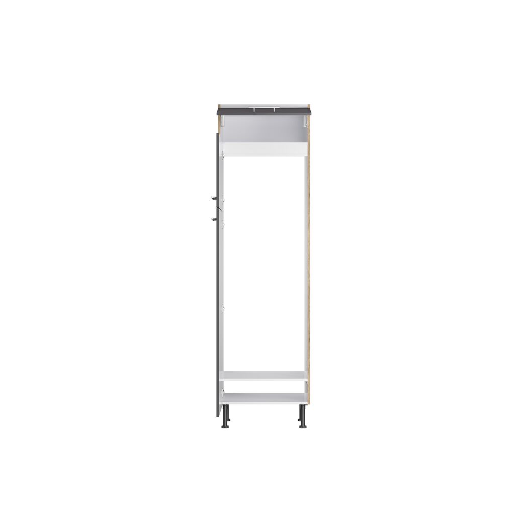 Offener Kleiderschrank mit Kleiderstange