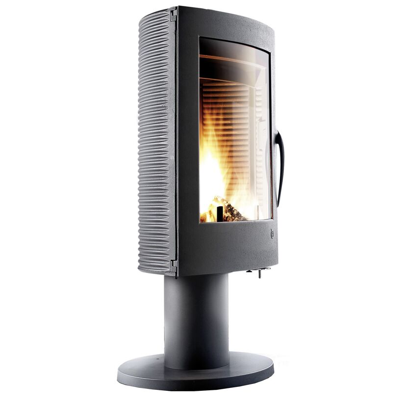 Kaminofen Nizza mit brennendem Feuer