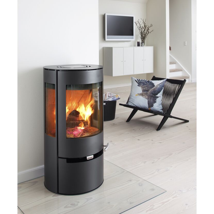 Aduro 9 Kaminofen mit Feuer