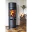 Kaminofen Aduro 9-7 mit brennendem Feuer