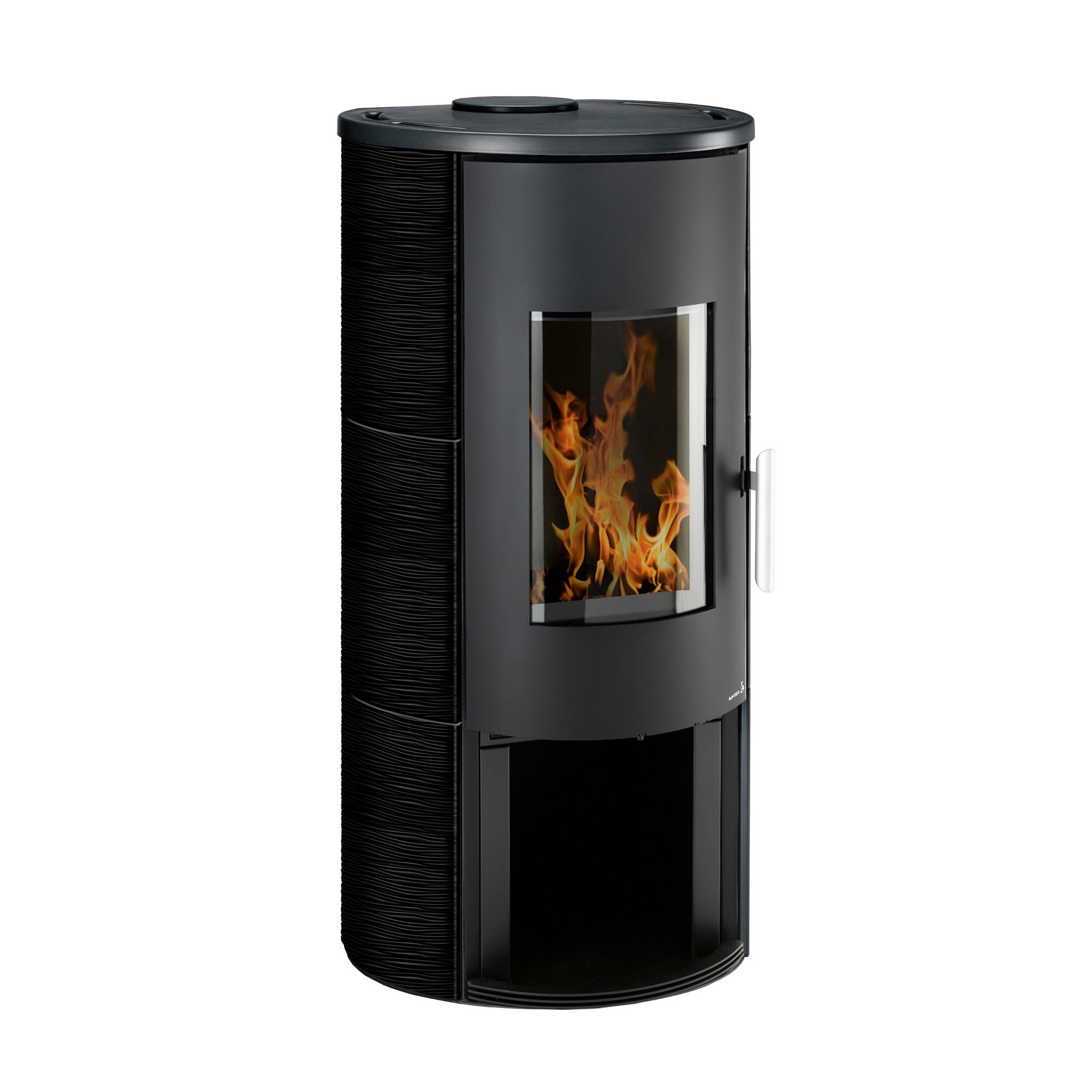 Schwarzer Kaminofen Vitus mit brennendem Feuer