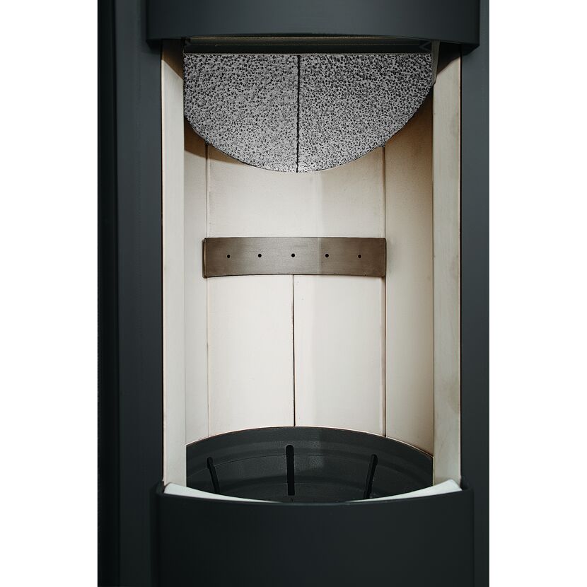 Innenansicht des Ofens Lova Stein RUA ECOplus 7KW