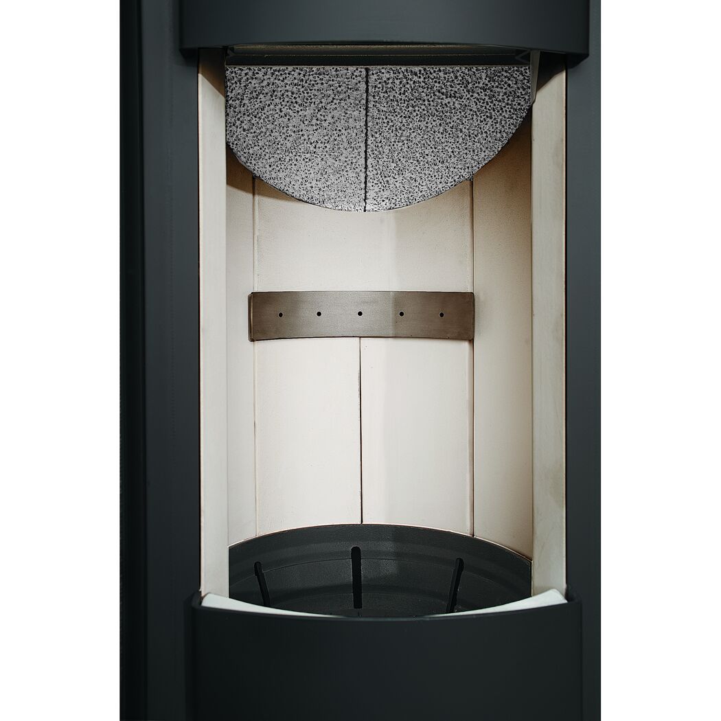 Innenansicht des Ofens Lova creme RUA ECOplus 6KW