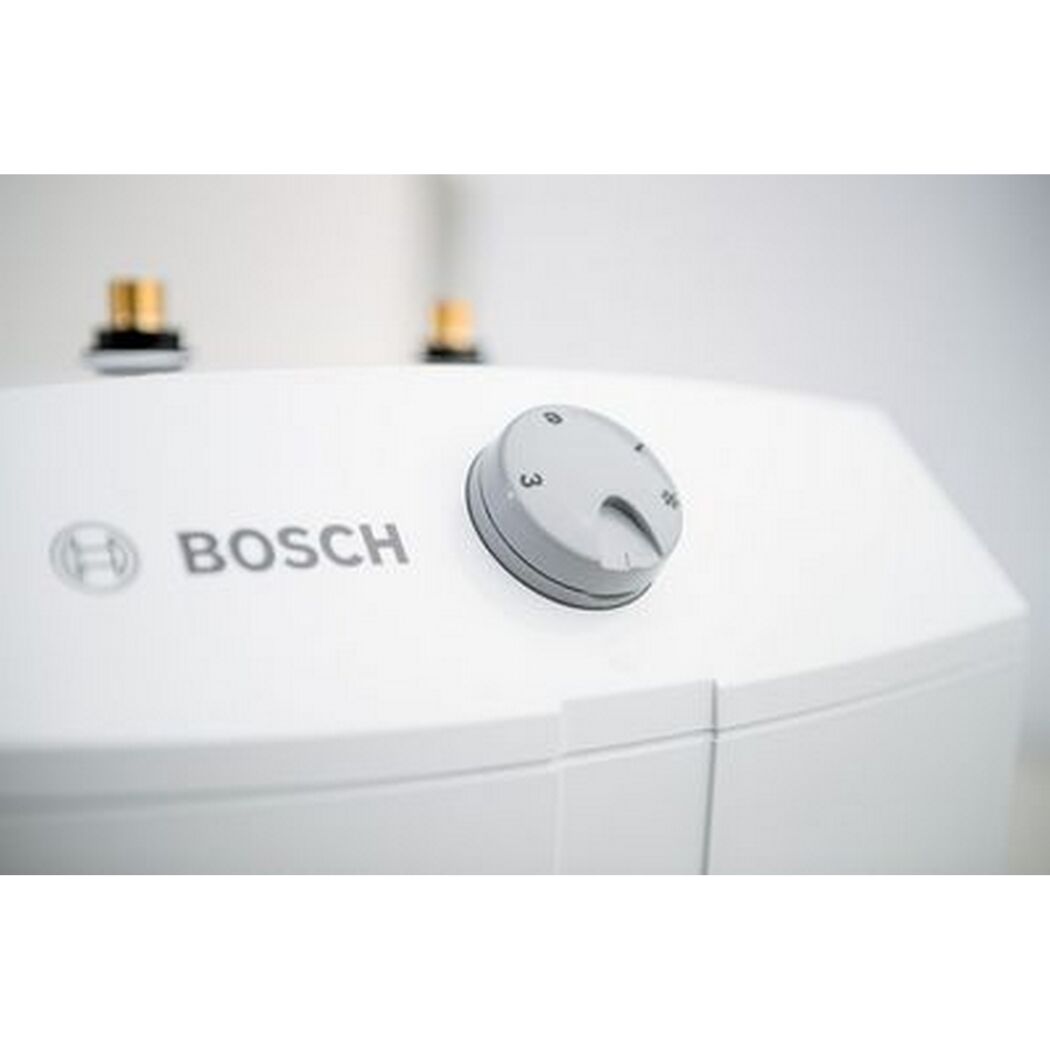 Kleinspeicher UT Tronic von Bosch mit Drehregler.