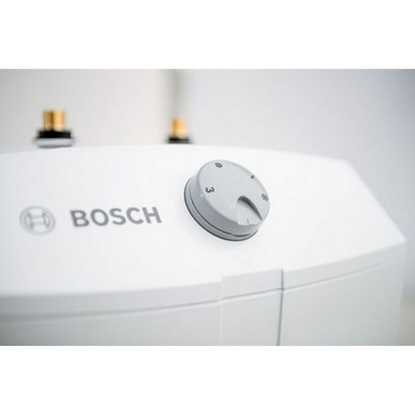 Kleinspeicher UT Tronic von Bosch mit Drehregler.