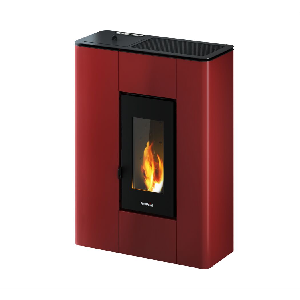 Roter Pelletofen Atrium 5 von Freepoint mit Flamme