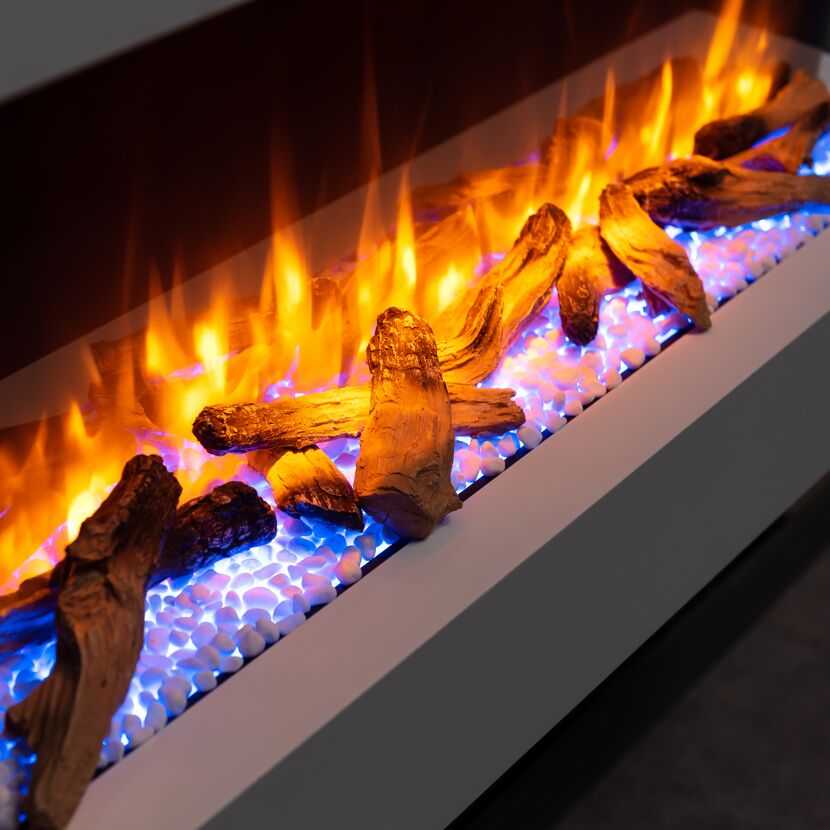 Elektrischer Kamin mit künstlichen Flammen