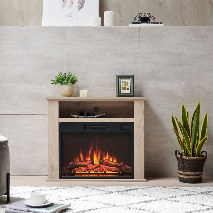 Elektrischer Kamin mit Holzregal
