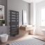 Modernes Badezimmer mit Handtuchwärmer