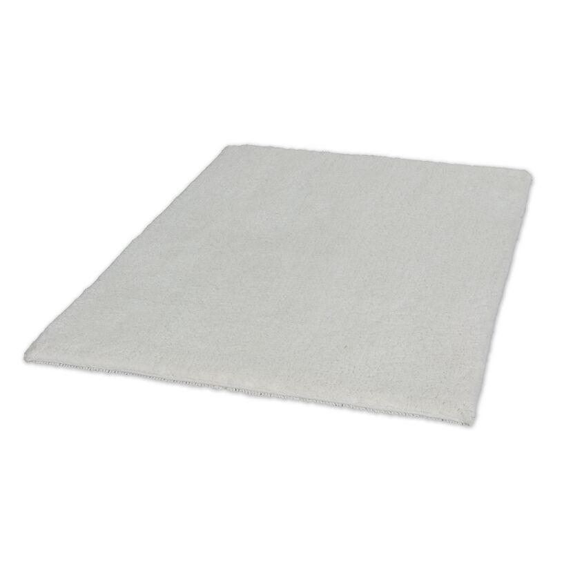 Cremefarbener Teppich