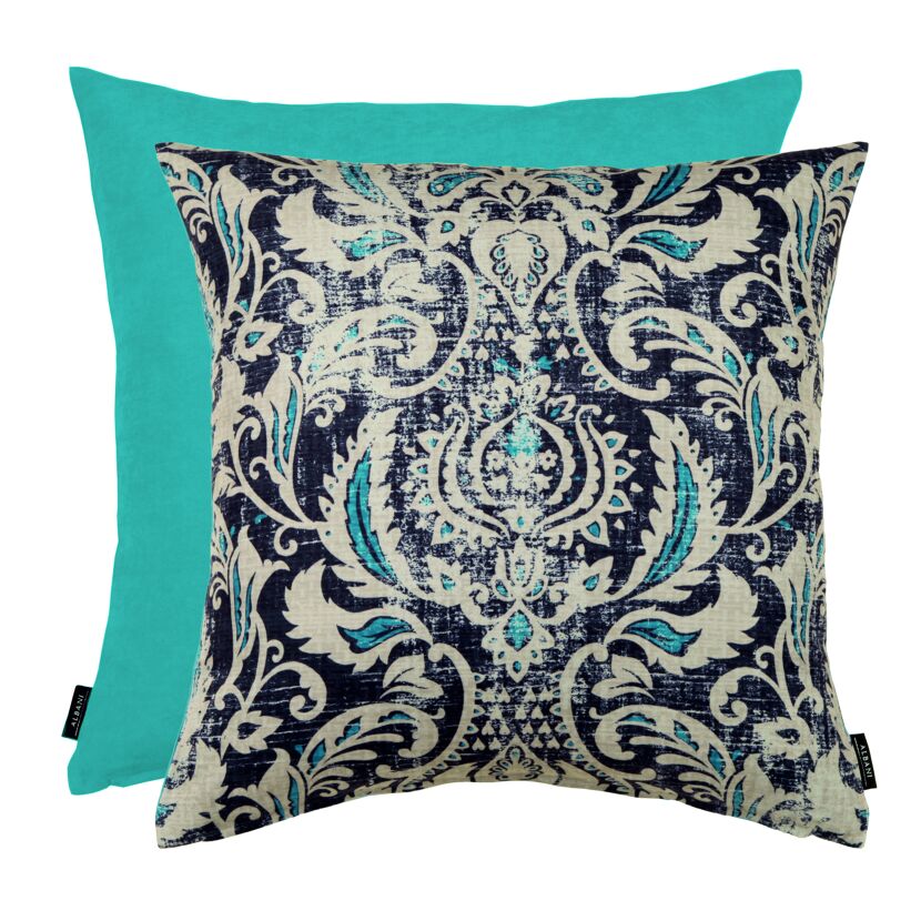 Zwei Kissen mit türkisem und blau-beigem Muster