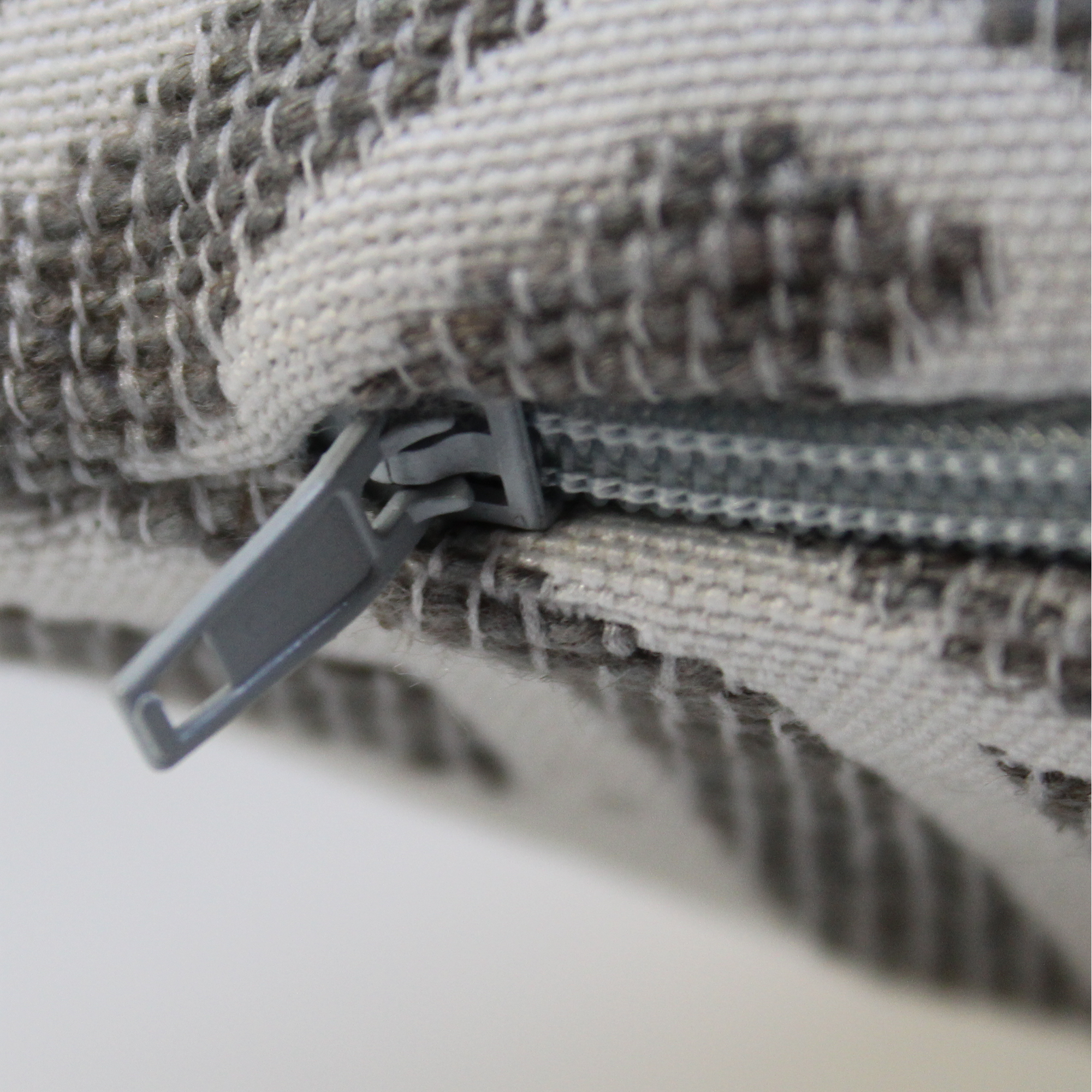 Kissenhülle 'Raute' grau/beige 45 x 45 cm