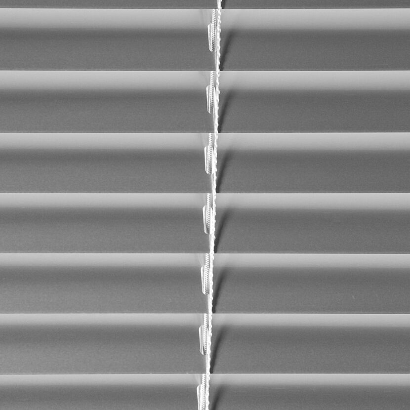 Silberne Alu-Jalousie