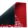 Rote Schmutzfangmatte mit Aufschrift "Love"