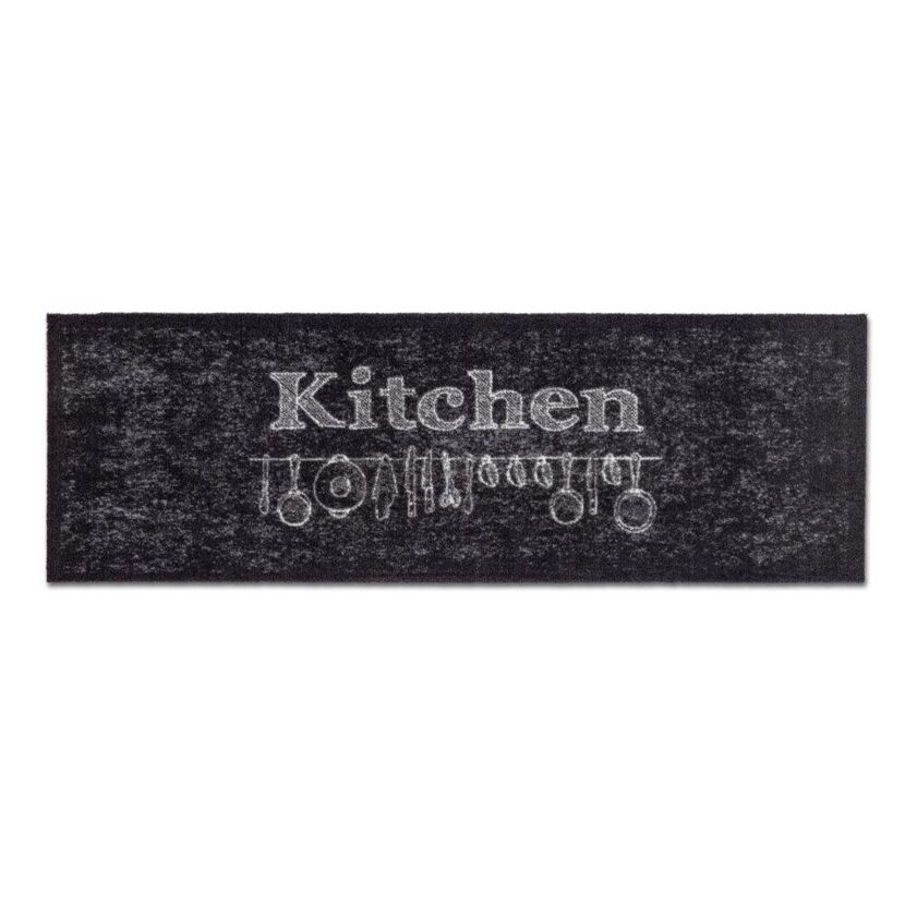 Schwarze Fußmatte mit der Aufschrift "Kitchen" und Küchenutensilien.