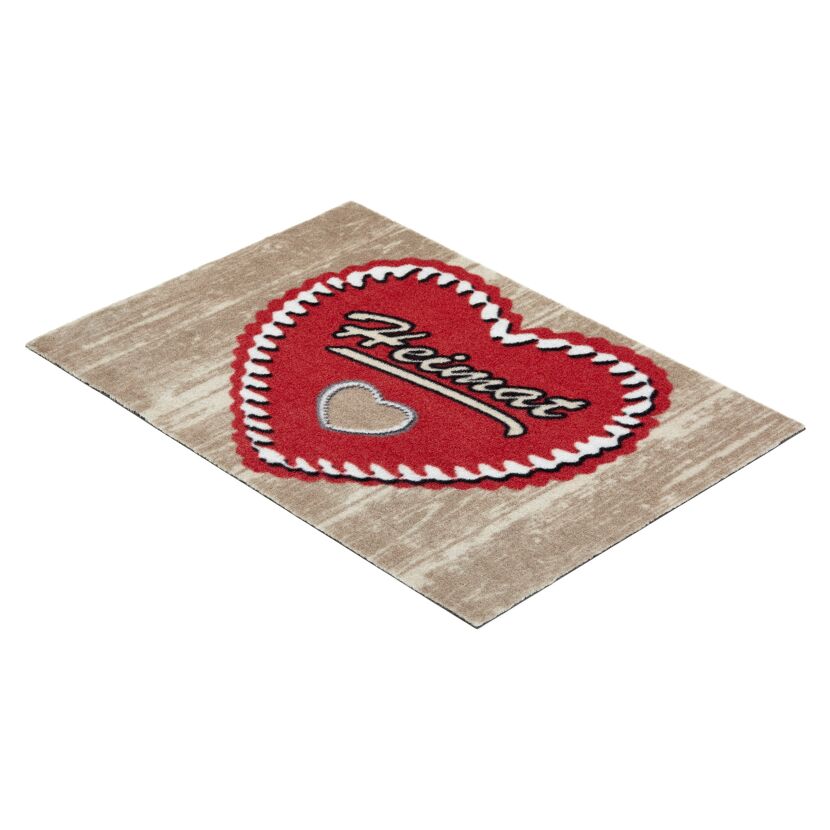 Fußmatte mit Herz und Heimat-Schriftzug