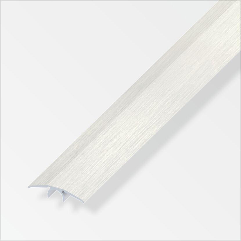 Weißer Übergang aus Aluminium.