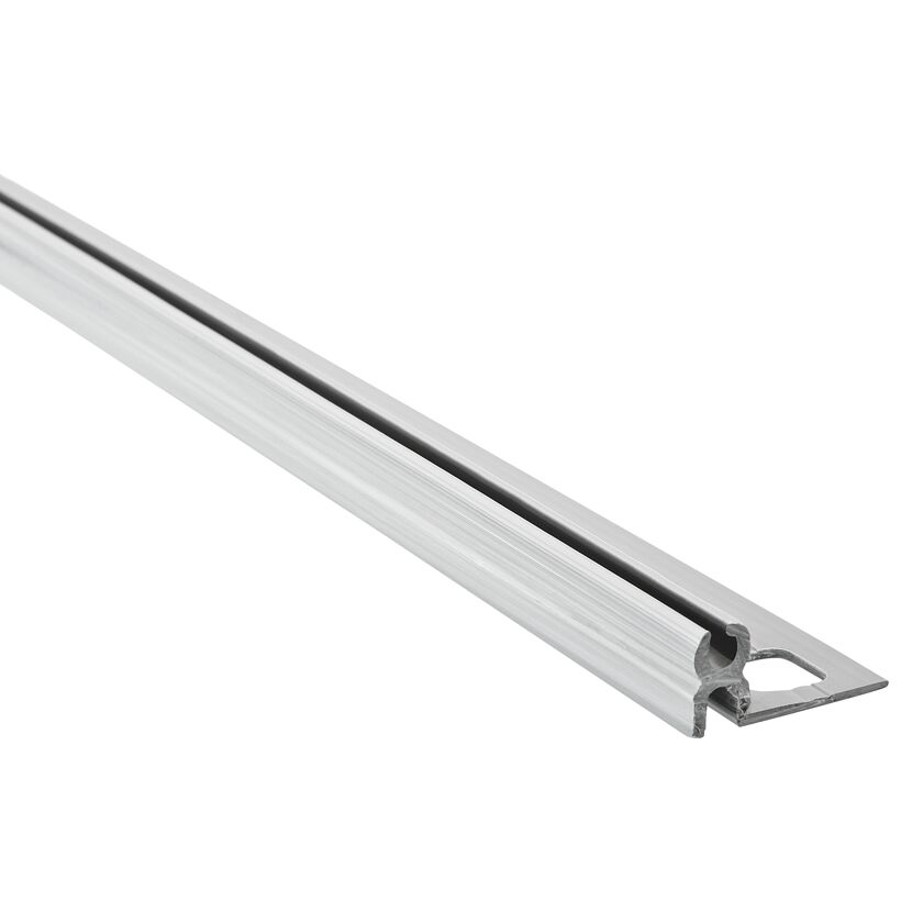 Graues Trägerprofil aus PVC