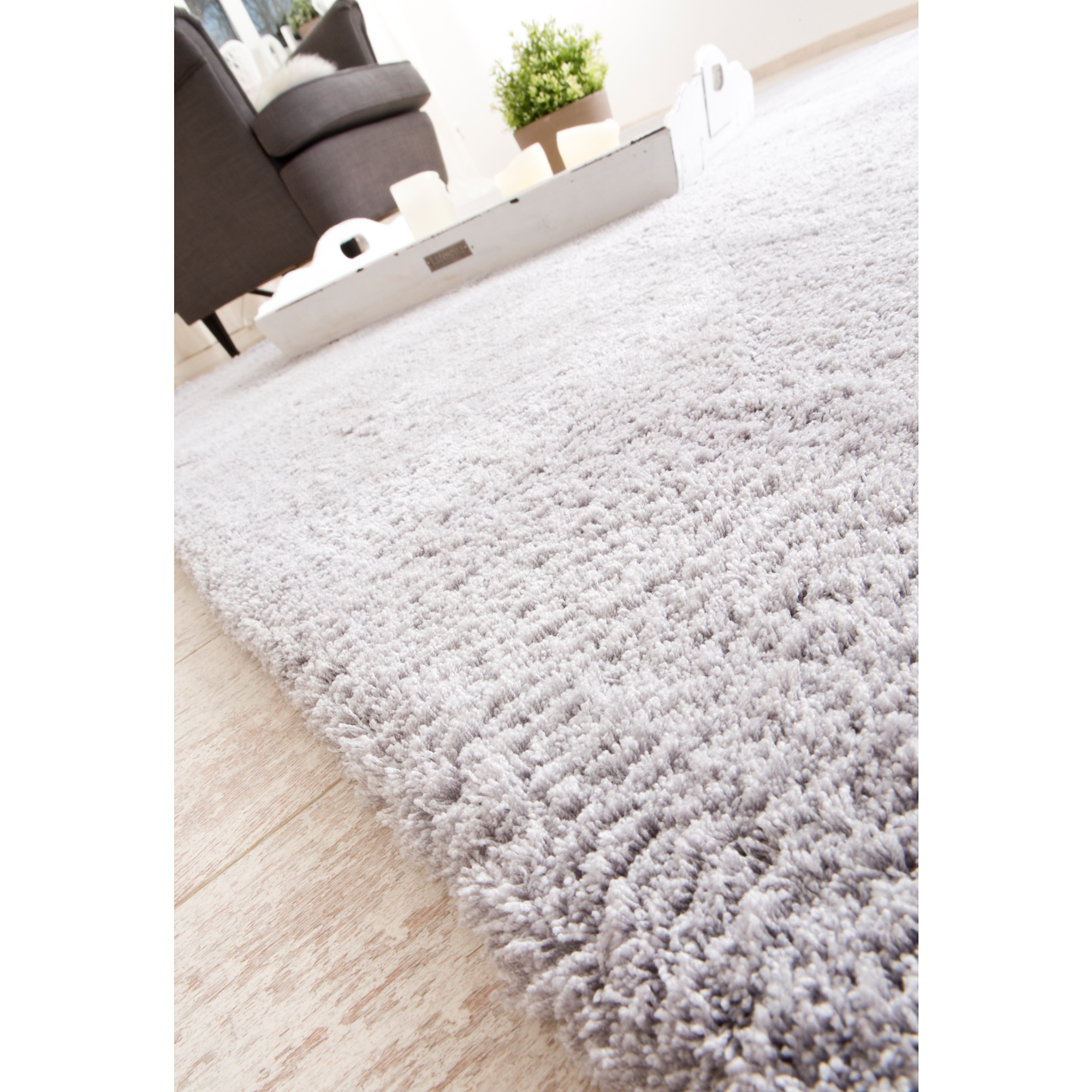 10+ schön Foto Teppich Auf Fußbodenheizung : Teppich Chi Schwarz 160X230 - Ein Teppich mit elegantem ... - Prinzipiell spricht nichts dagegen, einen teppich als fußbodenbelag auf der fußbodenheizung zu verlegen.