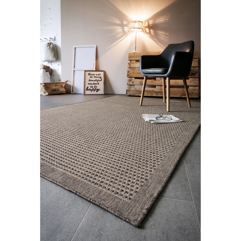 Brauner Teppich Savannah