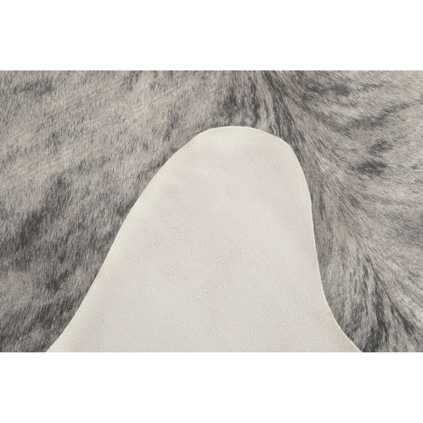 Grau-schwarzes Kunstfell
