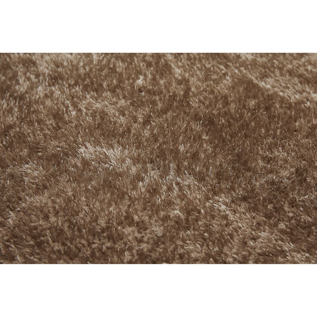 Hochflor-Teppich Gela in Taupe, Nahaufnahme