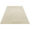 Cremefarbener Teppich