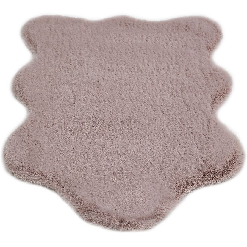 Flauschiger, altrosa Kunstfell-Teppich.