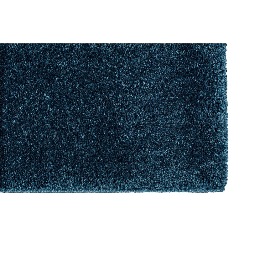 Dunkelblauer Teppich