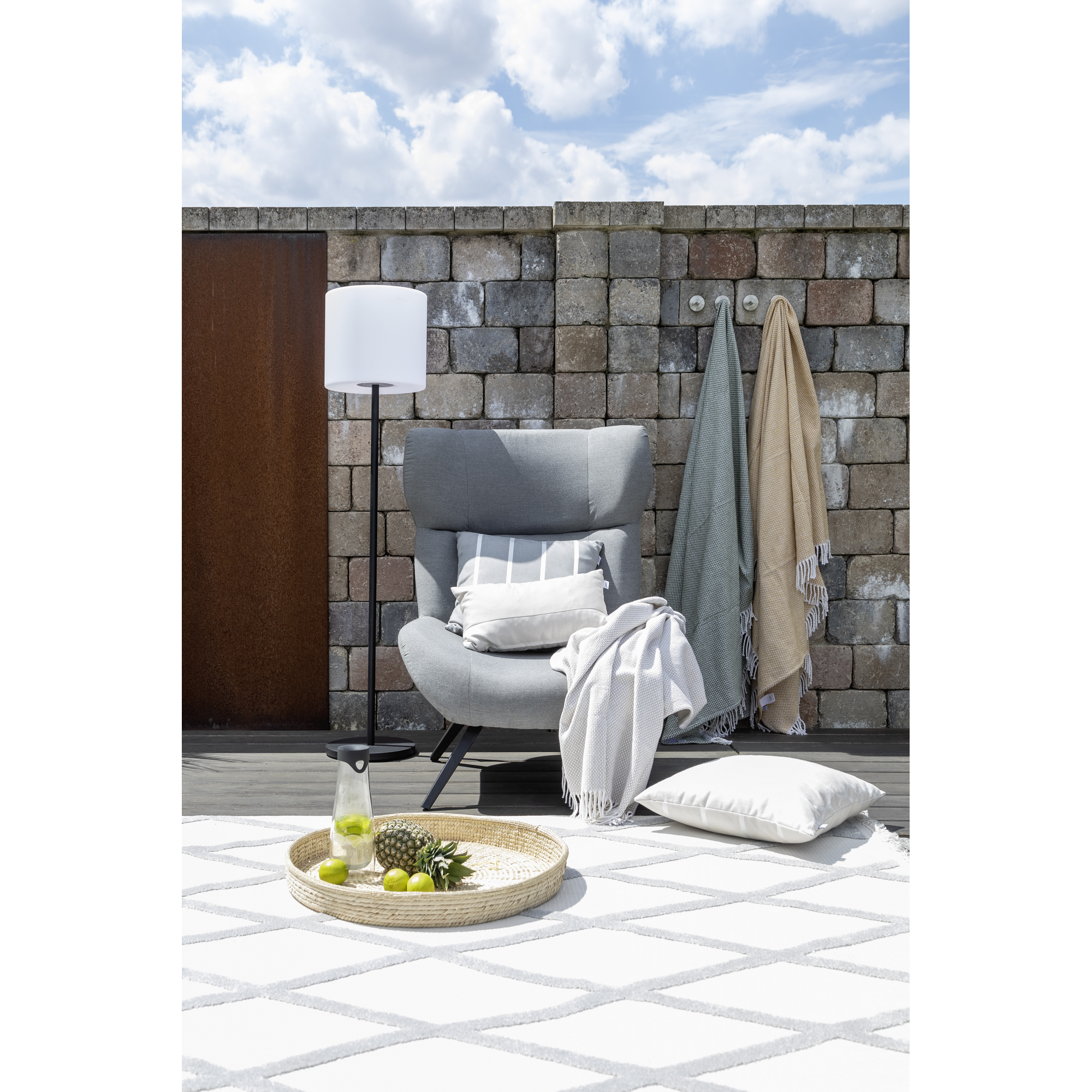 In-& Outdoor-Teppich 'Summer' grau Rautenstreifen 80 x 150 cm + product picture