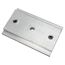 Metallischer Schienenverbinder mit Schrauben und Bohrung