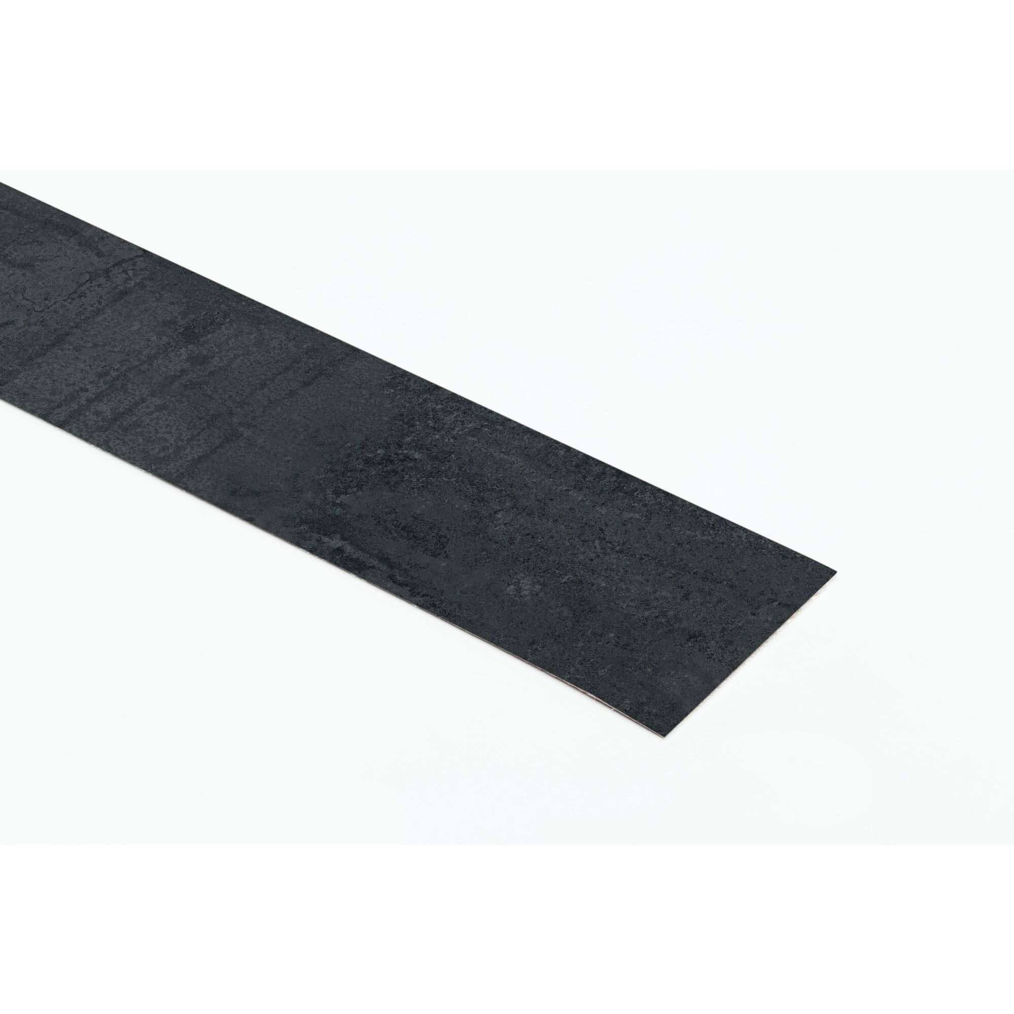 Schwarze Arbeitsplattenkante