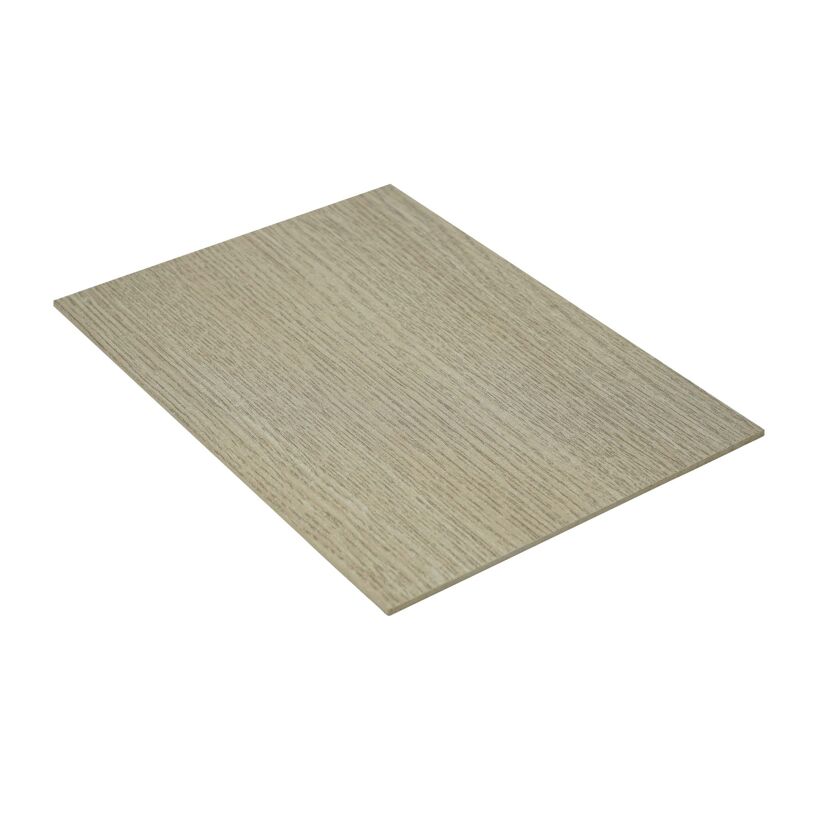 Dünne MDF-Platte in heller Eichenoptik