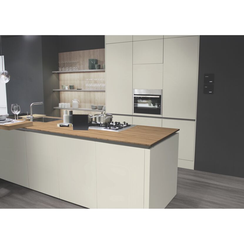 Arbeitsplatte 'Chalet Eiche 35252' holzfarben/braun 900 x 4100 x 38 mm