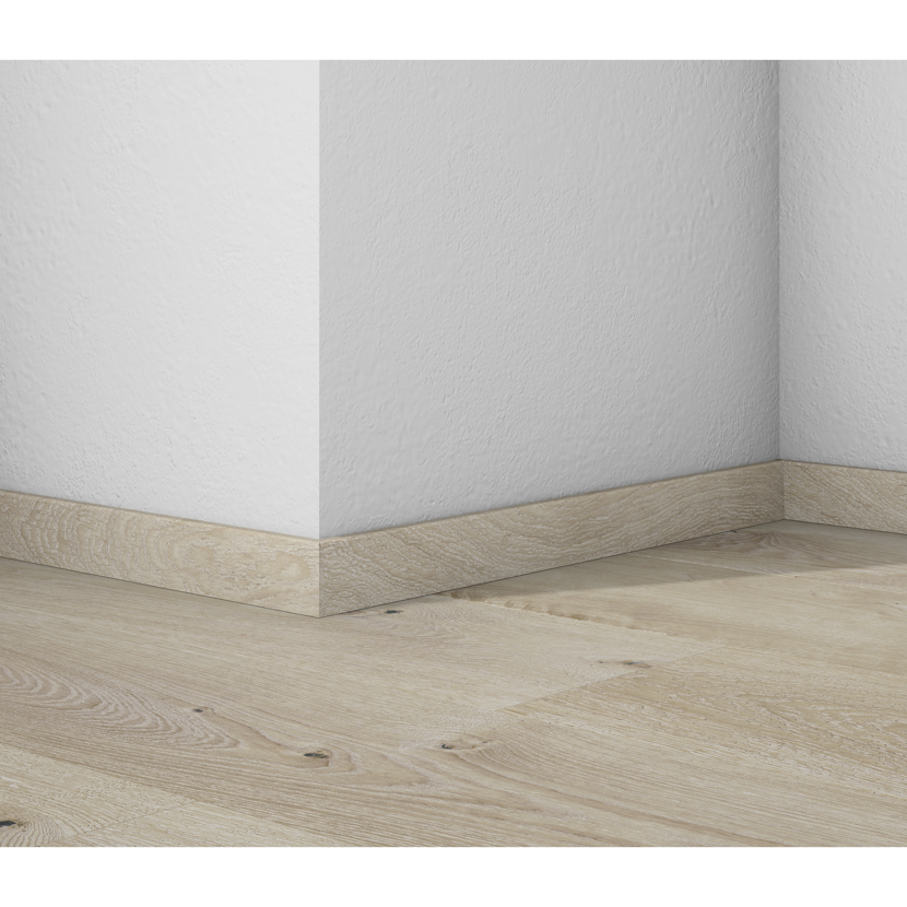 Clip-Sockelleiste 'NEO Wood 35' Grained Oak 2400 x 19 x 58 mm