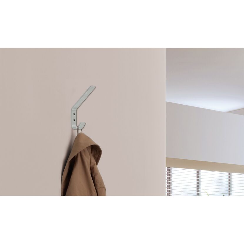 Alufarbener Haken mit Jacke