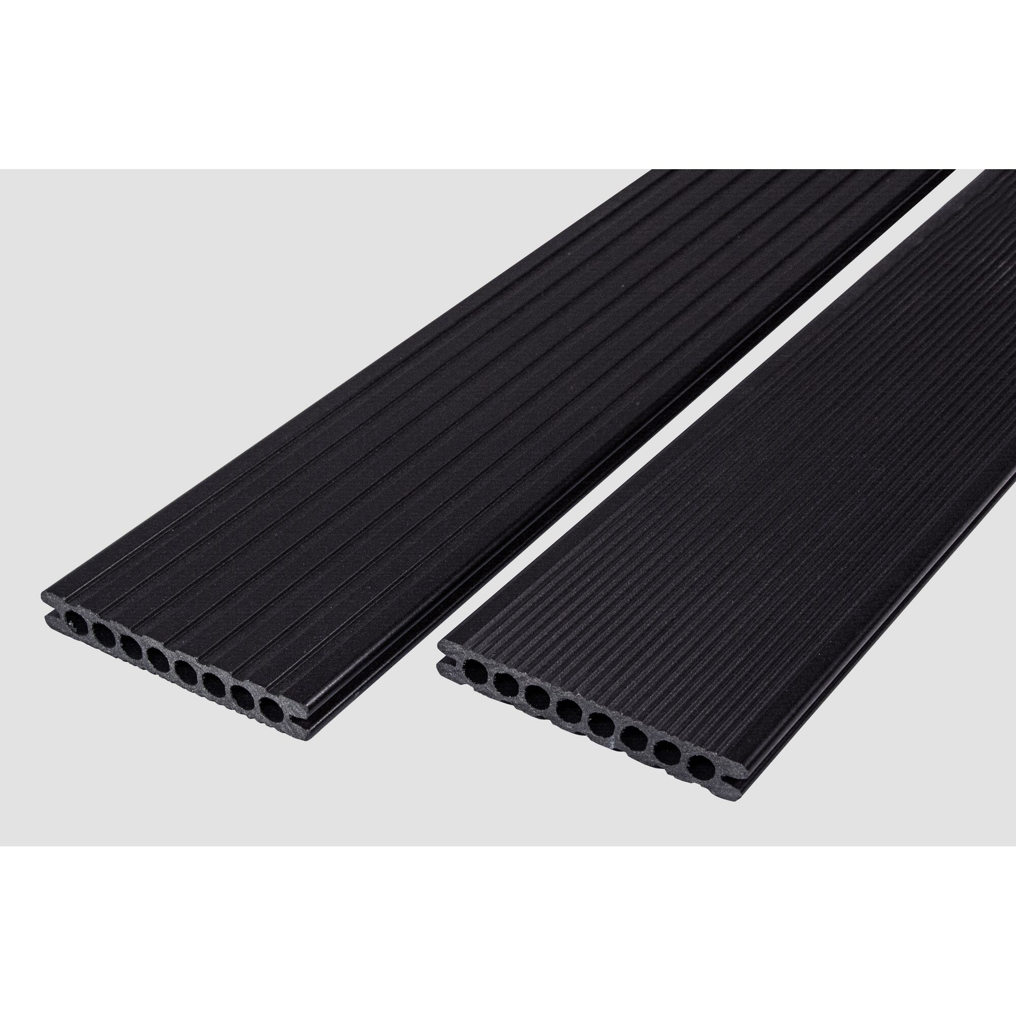 Zwei schwarze WPC Dielen