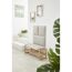 Beige Wandkissen und Sitzbank im Flur