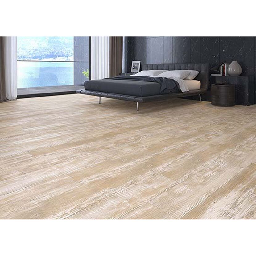 Laminat Schlosseiche Scandi in hellem Holz verlegt